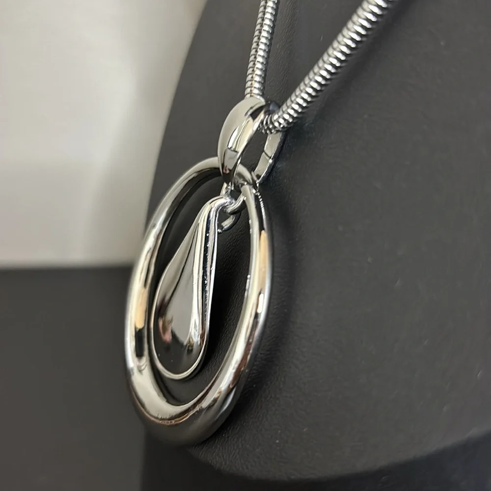 Chicos Silver Tone Slider Pendant Geometric Classy Necklace